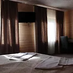 Hotel екосадиба водограй *