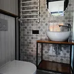 Hotel екосадиба водограй *