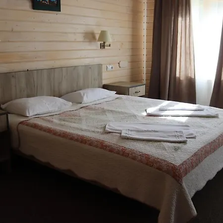 호텔 екосадиба водограй