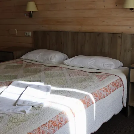 Otel екосадиба водограй